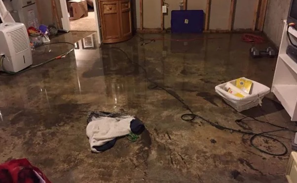 Emergency Water Extraction in Surprise, AZ